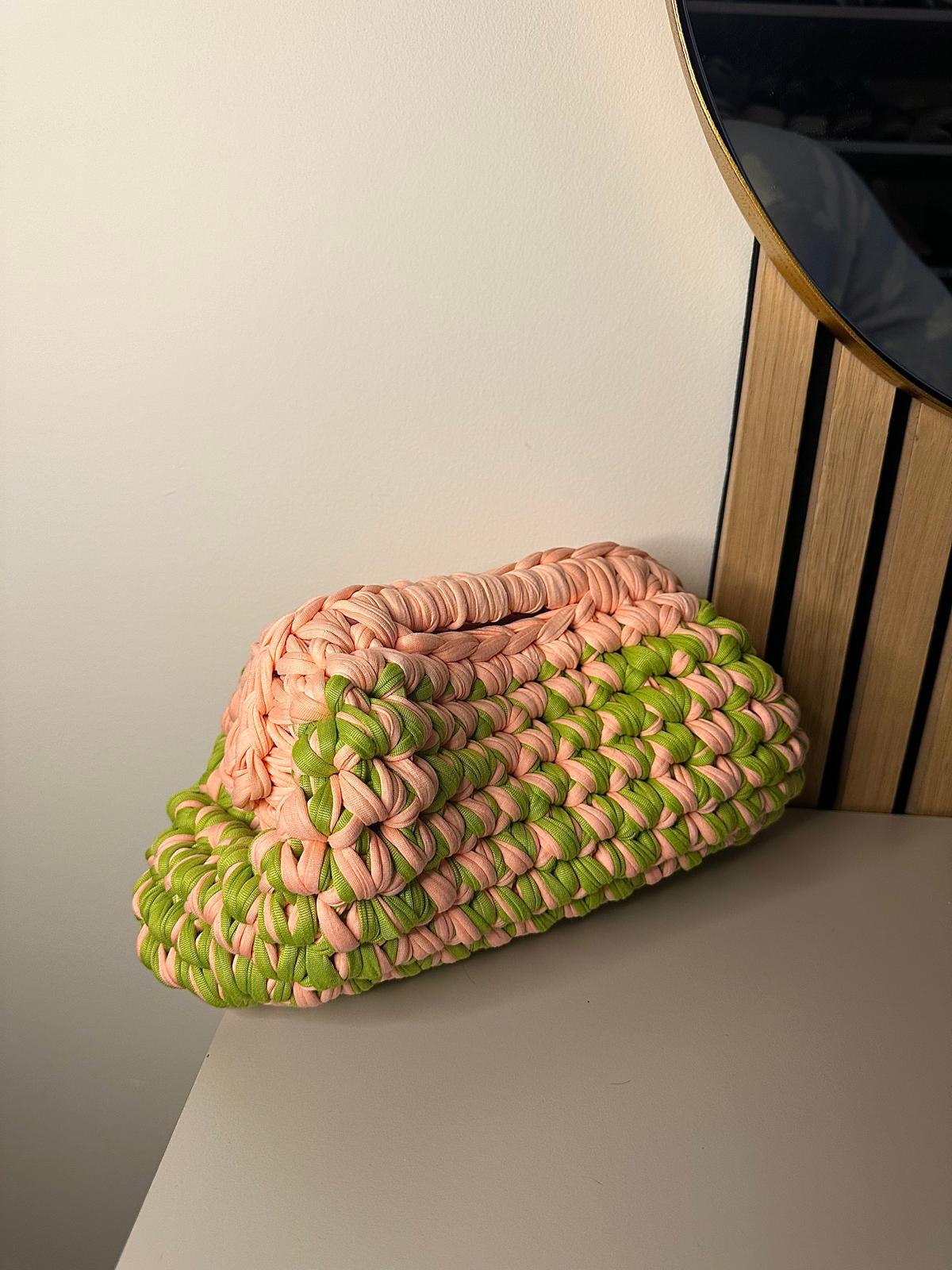 Magnetic Clutch Bag - Strawberry Matcha